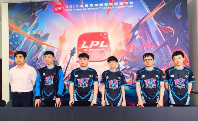 都是中国斯 都是中国斯