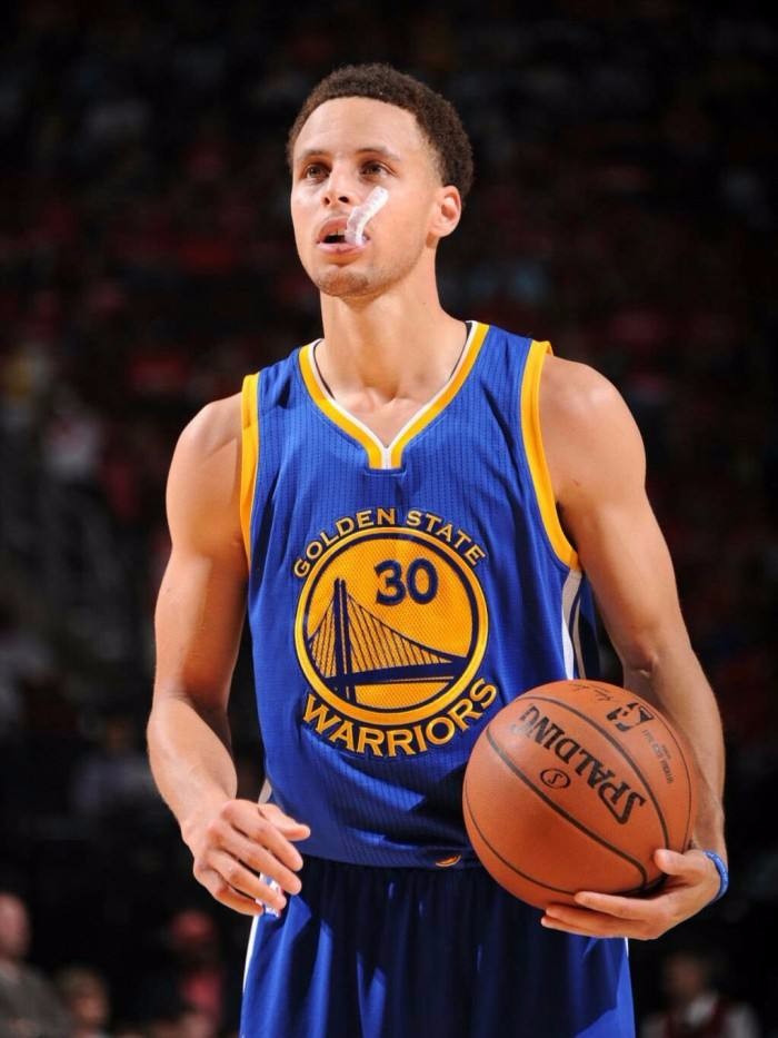 领先32分 领先32分